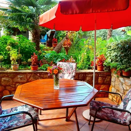 N & V Apartment Porec