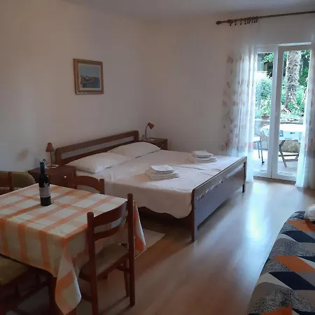 N & V Appartement Poreč